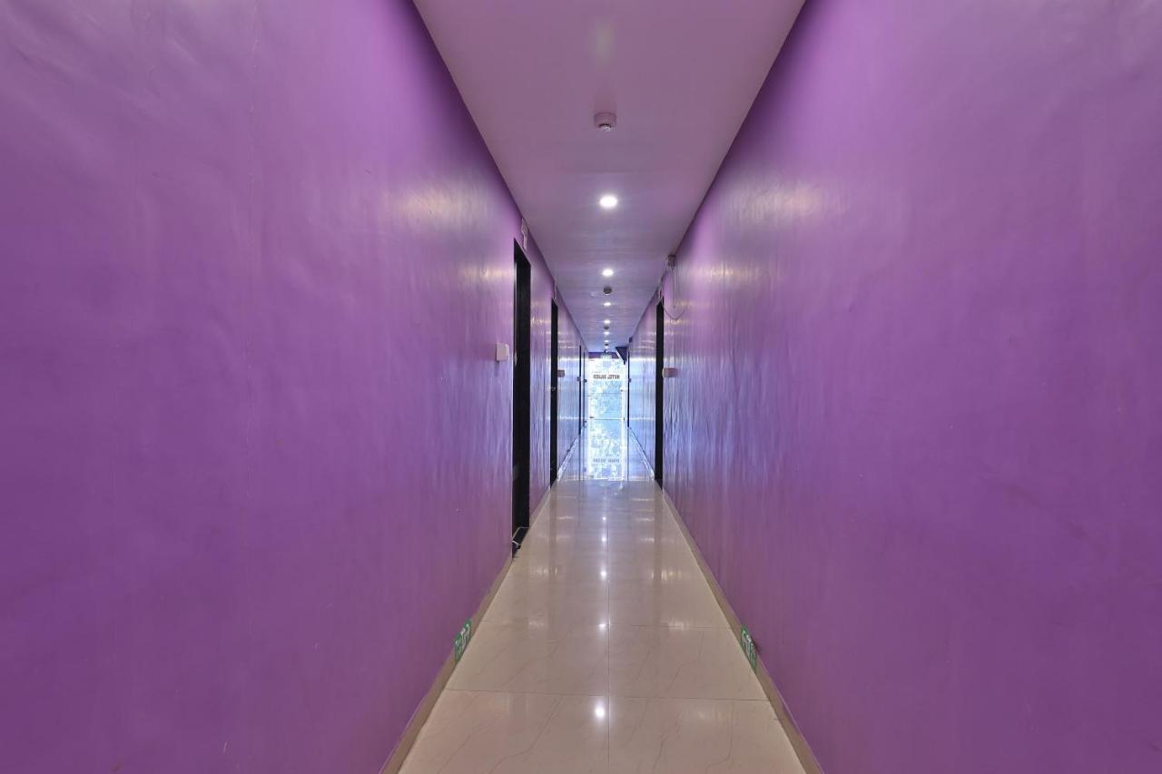 Oyo 24833 Hotel Silver Daman Extérieur photo